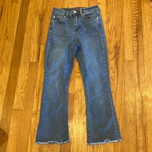 This is a one of a kind blue Jean capri